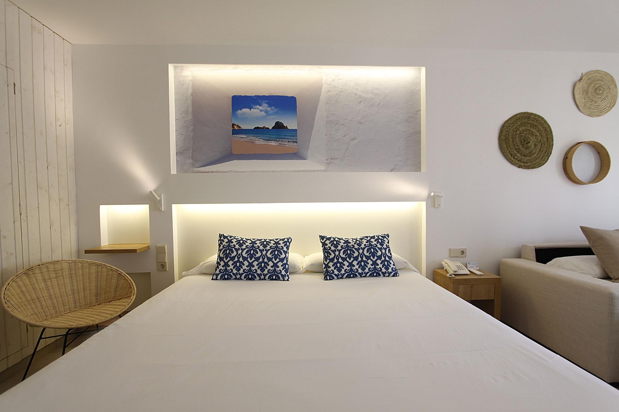 Bg Portinatx Beach Club Hotel Eksteriør billede