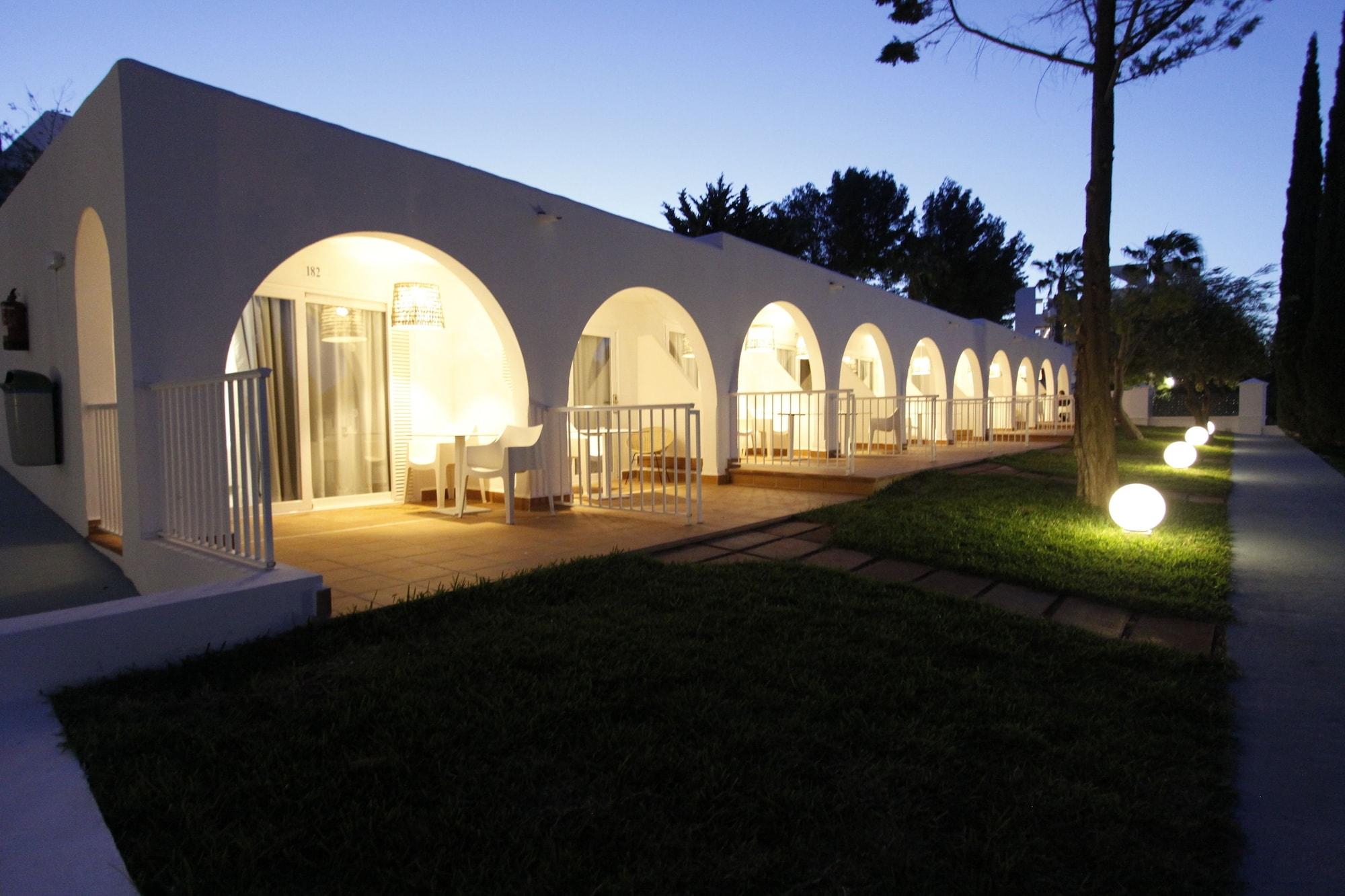 Bg Portinatx Beach Club Hotel Eksteriør billede