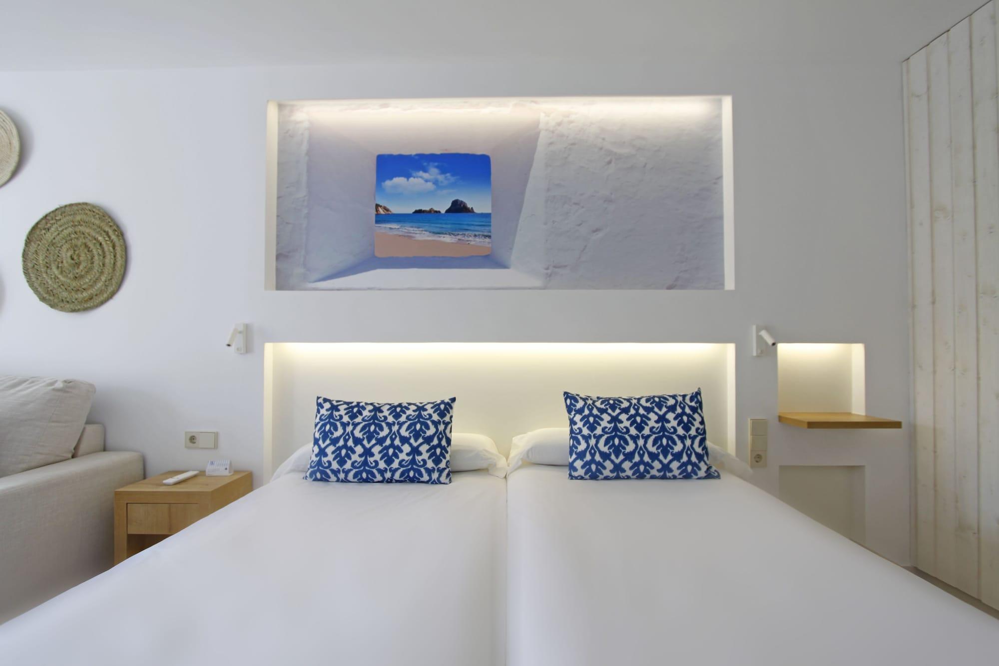Bg Portinatx Beach Club Hotel Eksteriør billede