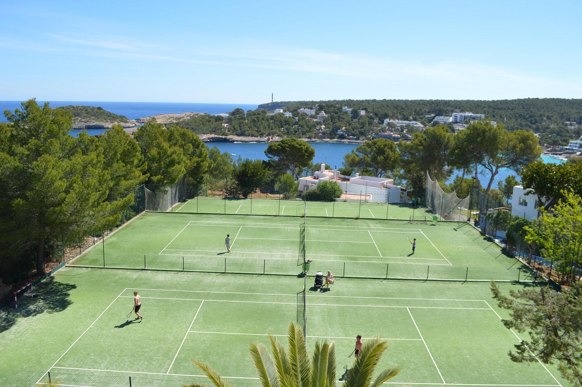 Bg Portinatx Beach Club Hotel Eksteriør billede